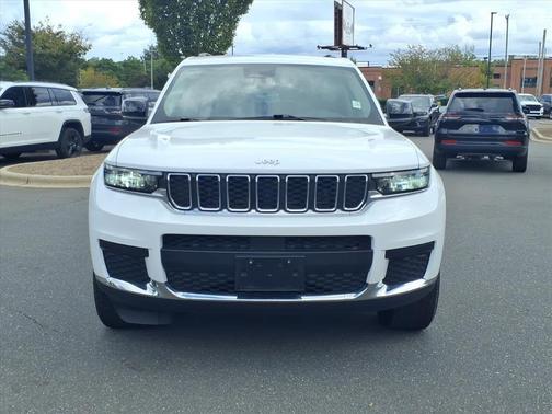 2023 Jeep Grand Cherokee L Laredo