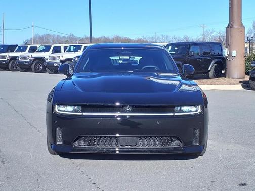 2025 Dodge Charger Daytona Scat Pack