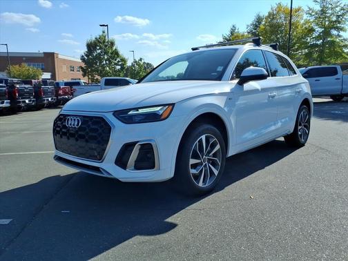 2024 Audi Q5 45 S line Premium Plus