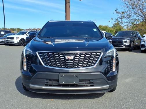 2022 Cadillac XT4 Premium Luxury
