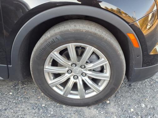 2022 Cadillac XT4 Premium Luxury