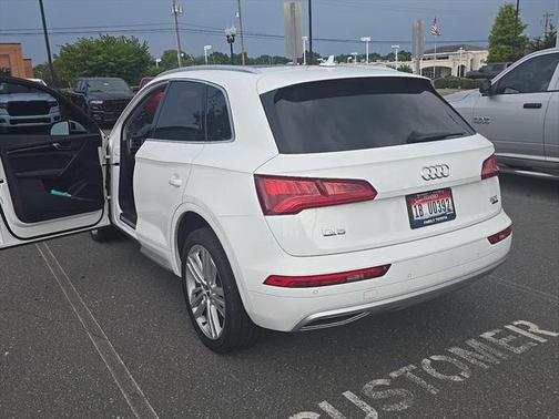 2018 Audi Q5 2.0T Prestige