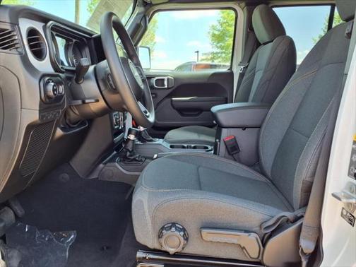 2025 Jeep Gladiator Nighthawk