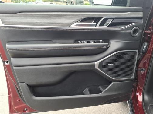 2024 Jeep Wagoneer L Series III 4x4