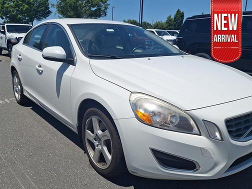 Ice White 2012 Volvo S60 T5