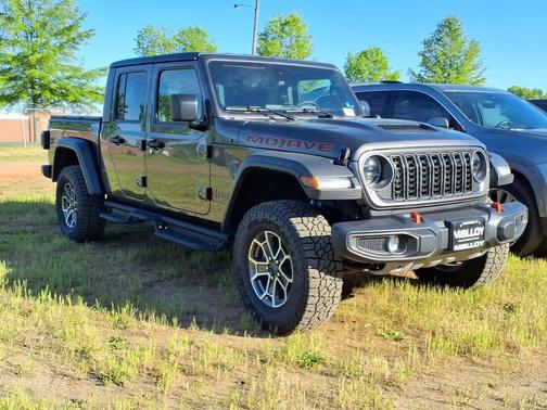 Granite Crystal Metallic Clearcoat 2025 Jeep Gladiator Mojave 4x4