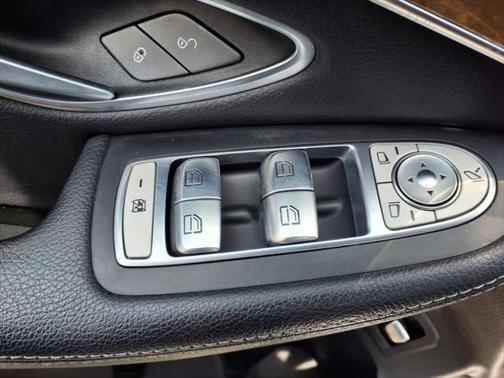 2018 Mercedes-Benz GLC 300 4MATIC