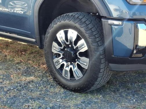 2024 GMC Sierra 2500 Denali