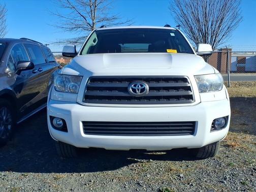 2016 Toyota Sequoia SR5