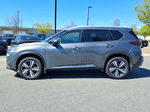 Gun Metallic 2022 Nissan Rogue SL