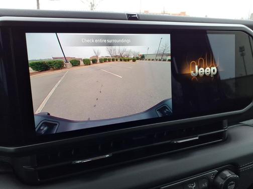 2026 Jeep Gladiator Sahara 4x4