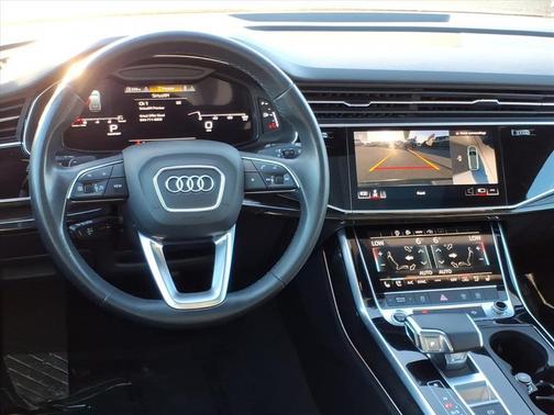 2022 Audi Q7 55 Premium Plus