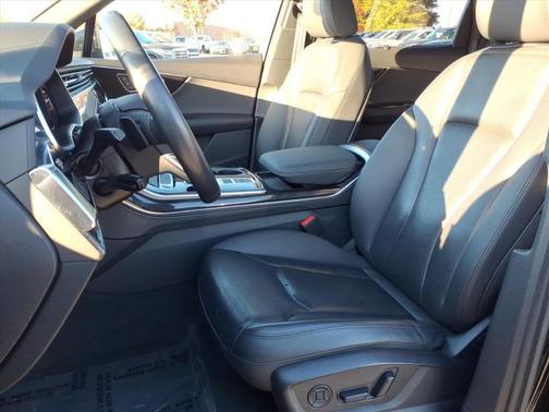 2022 Audi Q7 55 Premium Plus