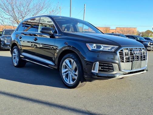 2022 Audi Q7 55 Premium Plus