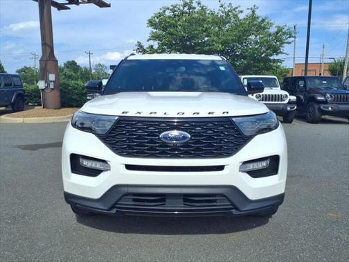 2022 Ford Explorer ST-Line