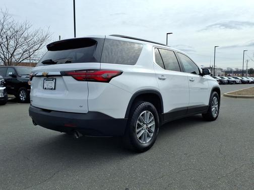 2023 Chevrolet Traverse LT Leather