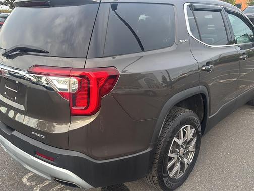 2020 GMC Acadia FWD SLE