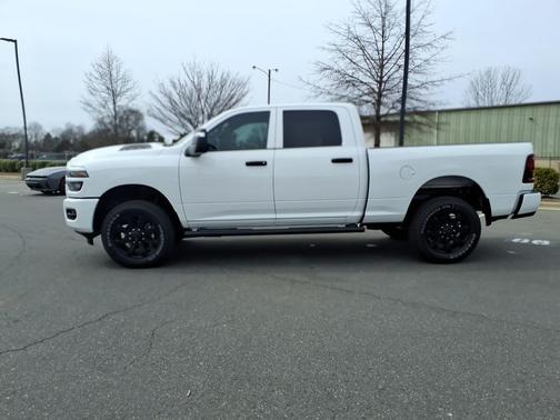 2026 RAM 2500 Black Express Crew Cab 4x4 6'4' Box