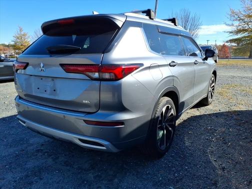 2022 Mitsubishi Outlander SEL 2.5 2WD