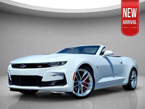 Summit White 2024 Chevrolet Camaro 2SS