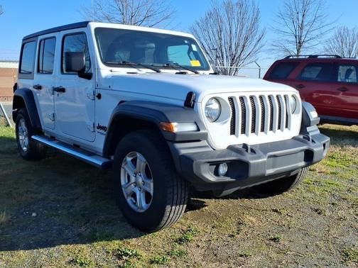 2022 Jeep Wrangler Unlimited Sport