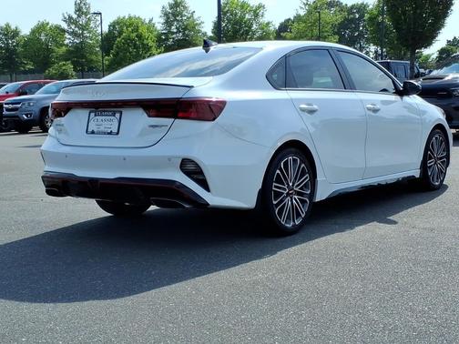 Snow White Pearl 2024 Kia Forte GT
