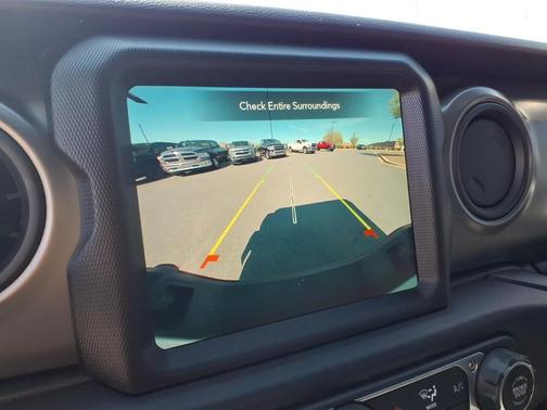 2022 Jeep Gladiator Willys 4x4