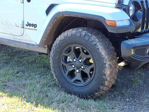 2022 Jeep Gladiator Willys 4x4