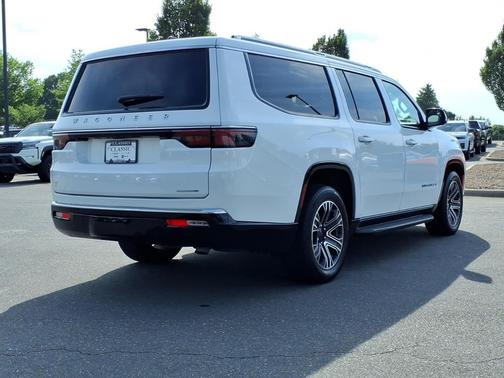 Bright White Clearcoat 2024 Jeep Wagoneer L Series II