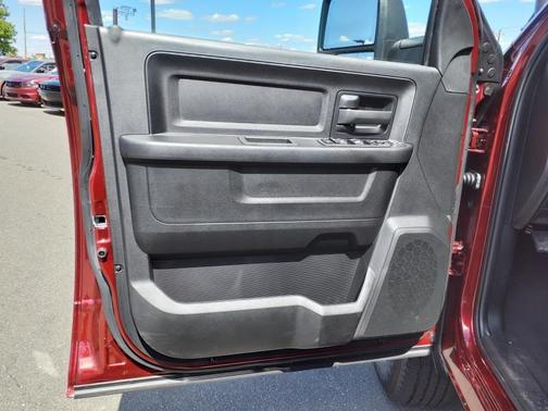 2024 RAM 2500 Tradesman Crew Cab 4x4 6'4' Box