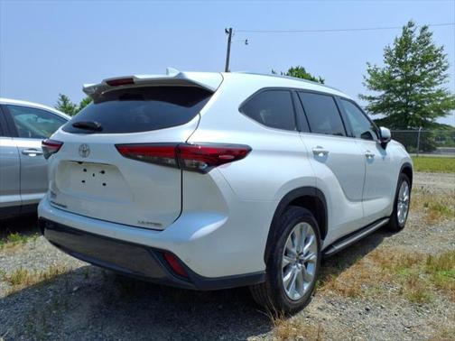 2023 Toyota Highlander Limited