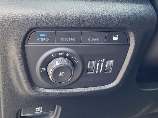 2024 Jeep Grand Cherokee 4xe Overland