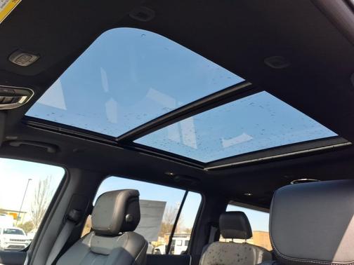 2026 Jeep Grand Wagoneer 4x4