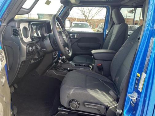 2025 Jeep Gladiator Nighthawk