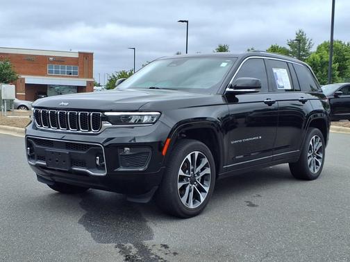 2022 Jeep Grand Cherokee Overland