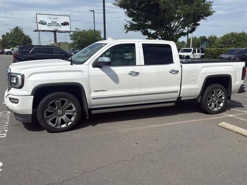 White Frost Tricoat 2017 GMC Sierra 1500 Denali