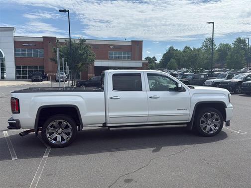 White Frost Tricoat 2017 GMC Sierra 1500 Denali