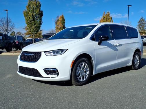 2026 Chrysler Pacifica L