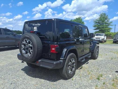 2024 Jeep Wrangler 4-Door Sahara 4x4