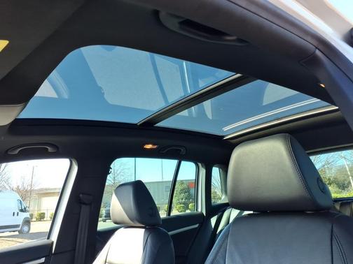 2015 Volkswagen Tiguan Auto R-Line