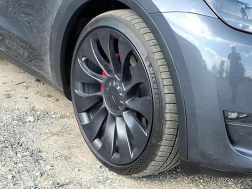 2023 Tesla Model Y Performance Dual Motor All-Wheel Drive