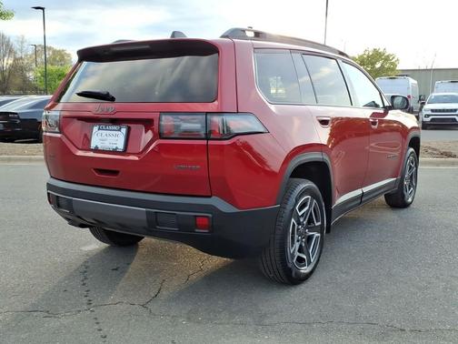 Red Hot Pearlcoat 2026 Jeep Cherokee Limited