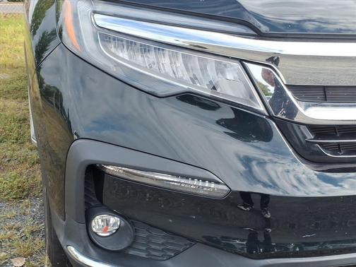 2021 Honda Pilot Touring 8-Passenger