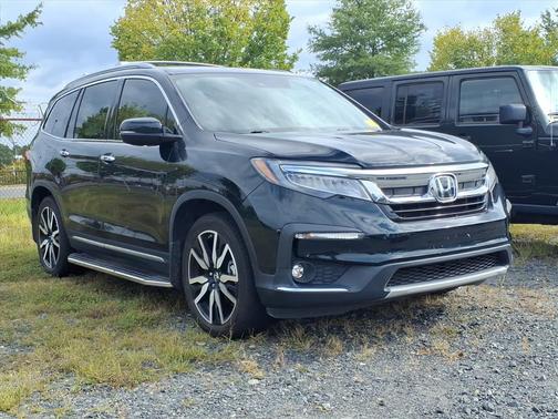 2021 Honda Pilot Touring 8-Passenger