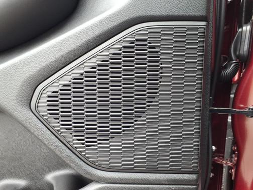 Velvet Red Pearlcoat 2026 Jeep Grand Cherokee Laredo