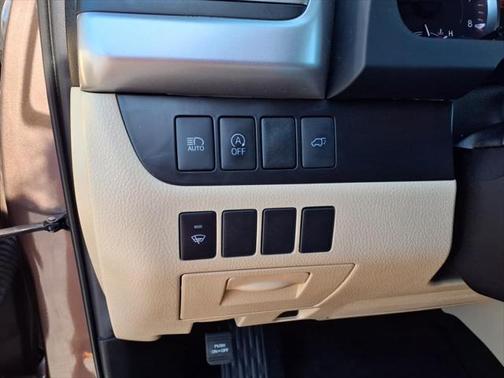2019 Toyota Highlander LE Plus