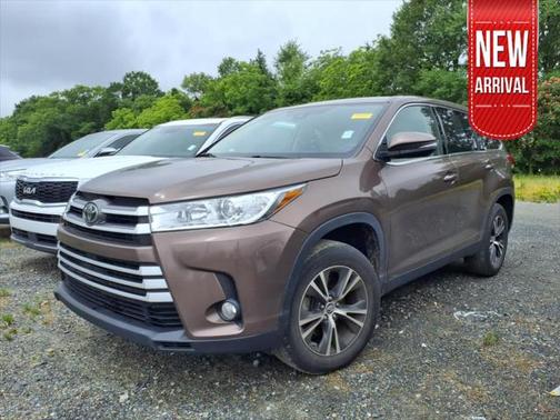 2019 Toyota Highlander LE Plus