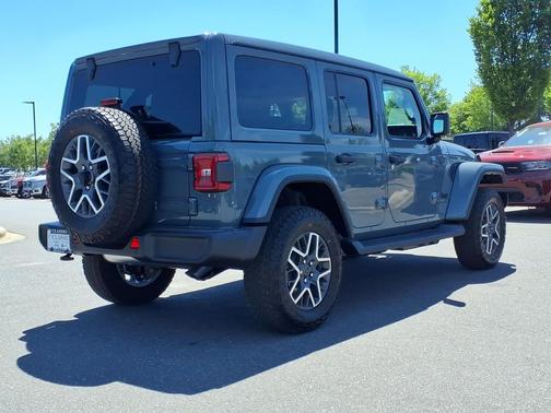 Anvil Clearcoat 2026 Jeep Wrangler 4-Door Sahara 4x4