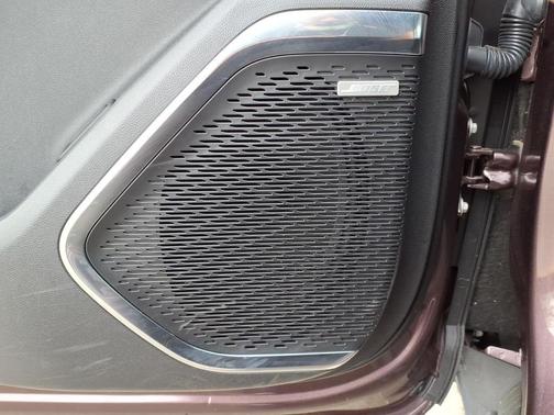 Crystal Metallic 2025 GMC Acadia FWD Elevation