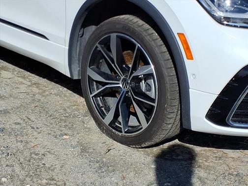 2023 Volkswagen Tiguan 2.0T SEL R-Line 4MOTION